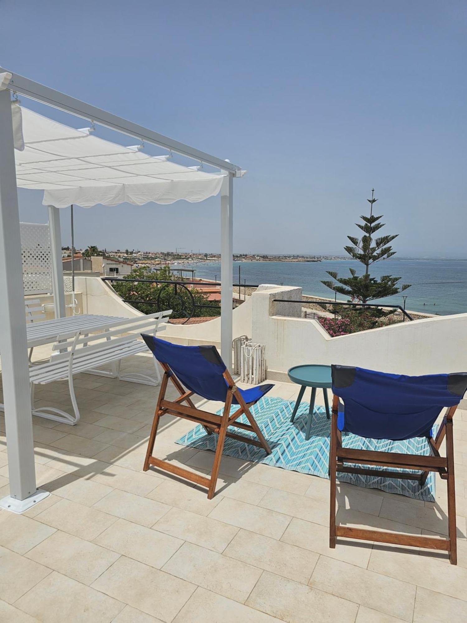 Seahorse In Marzamemi, Una Terrazza Sul Mare Appartement Buitenkant foto